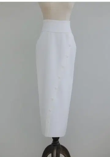 pois 버튼 라인 스커트