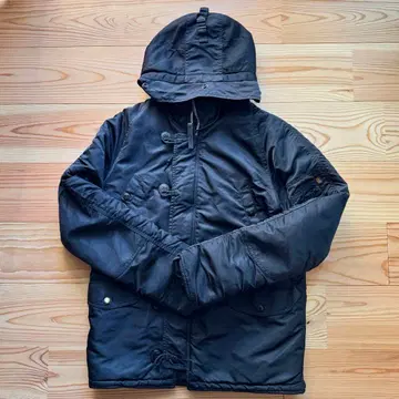 [ 가격 인하 ] ALPHA INDUSTRIES 블랙 밀리터리 자켓