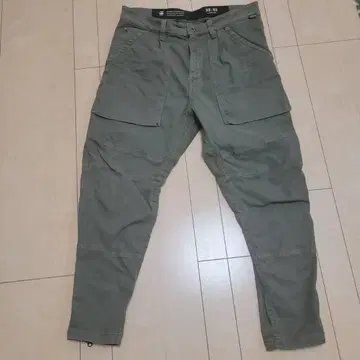 10월 특가!! G-STAR RAW 카고 팬츠 33/32 올리브 그린