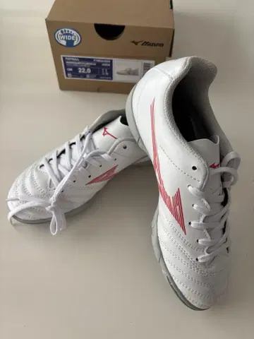 미즈노 축구화 22.0cm 와이드