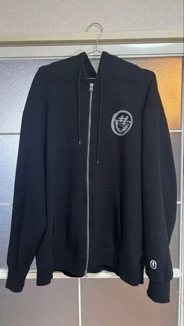 ISTKUNST 이스트쿤스트 후드티 블랙 L