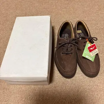 ecco 브라운 로퍼