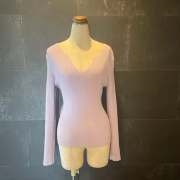 UNITED ARROWS 라벤더 V넥 스웨터