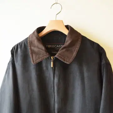 90s FORECAST 피치 스킨 블랙 스윙탑 옷깃 절개