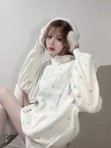 다리치 플라워 자수 빅 후디 후디
