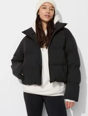 UNIQLO 심리스 다운 숏 자켓 블랙
