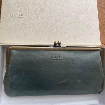 나프카 천연 가죽 장지갑 가마구치 올리브 그린 색상