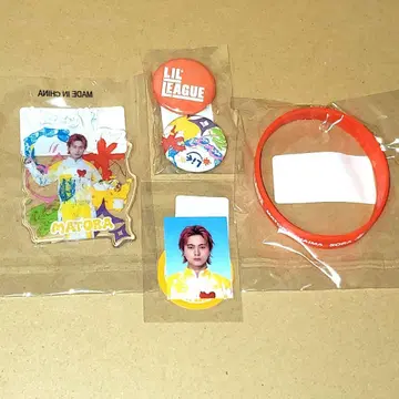오카오 마코토 증명사진풍 스티커 클리어 참 캔뱃지 고무 팔찌