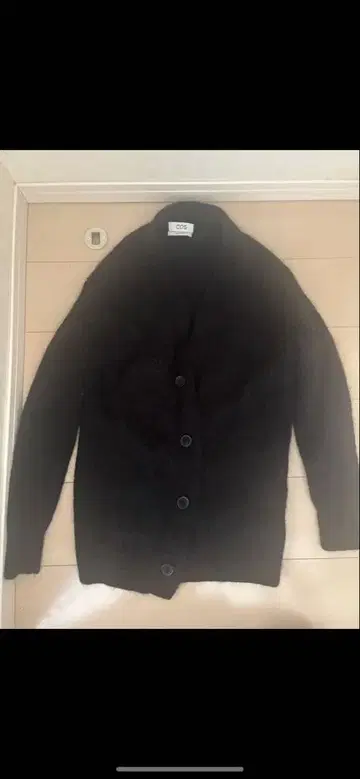 COS 블랙 릴랙스핏 가디건