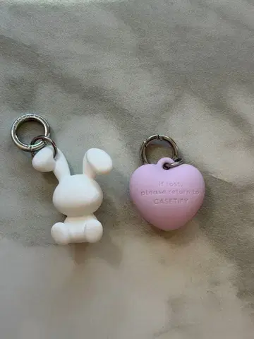 casetify 키참 하트 토끼 세트 판매