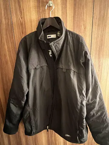 구제 FILA 블랙 점퍼