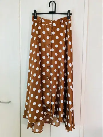 ZARA 자라 도트 무늬 비대칭 스커트