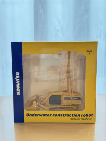 Komatsu 수중 건설 로봇 1/87 스케일