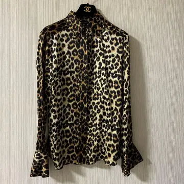 ZARA WOMAN 실크 레오파드 무늬 셔츠 S 사이즈