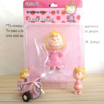 스누피 피규어 샐리 브라운 3종 세트 Sally Brown