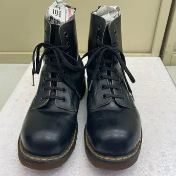 [ 영국제 ] Dr. Martens 8홀 Made in England