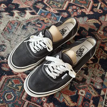 Vans 블랙 스니커즈 로우컷 27.5cm
