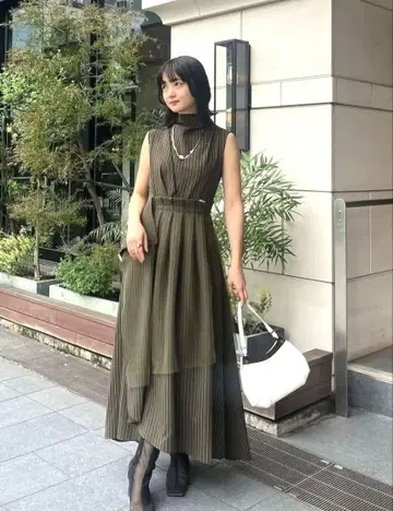 AMERI PINSTRIPE CONSTRUCTIVE DRESS