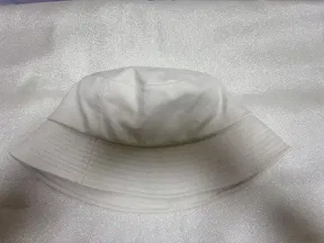 RUBEN 버킷햇 화이트