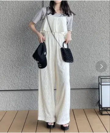 아이보리 프릴 살로펫