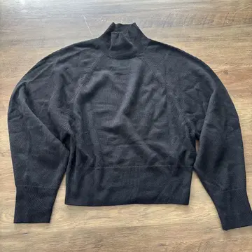 COS 블랙 터틀넥 스웨터 EUR XS