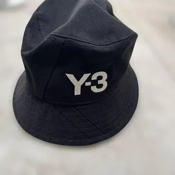 Y-3 블랙 버킷햇