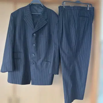 Costasenti 스트라이프 정장 세트