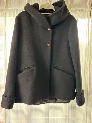 ZARA 블랙 코트 숏 M