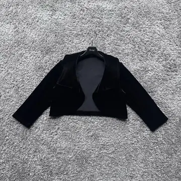 VELOUR NOIR 40 카라 볼레로 FOXEY
