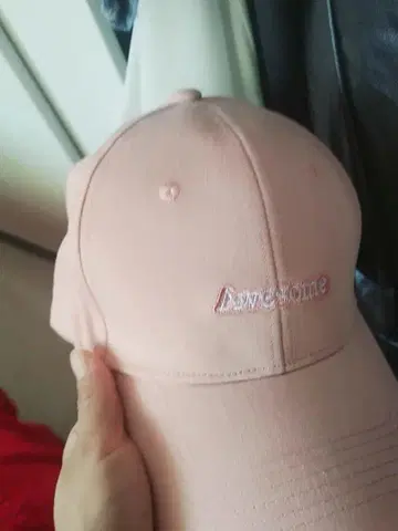 사랑스러운 핑크색 캡