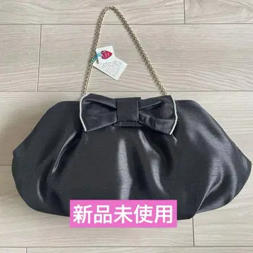 미사용 새상품 라라앤하트 리본 포함 파티백 클러치백 블랙