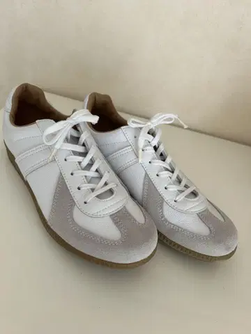 새상품급 GERMAN TRAINER 스니커즈