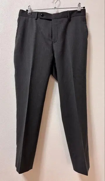 [ 새상품급 ] Tomorrow land 슬랙스 Marzotto 원단