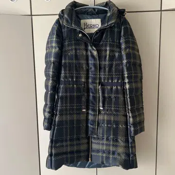 새상품급 Herno 헬노 다운 코트