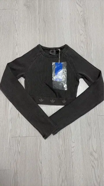 adidas 크롭 기장 헤이세이 갸루 y2k 블랙