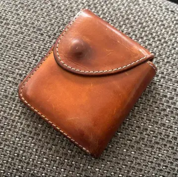 Hender Scheme 엔더스킴 천연 가죽 이단 접이식 지갑