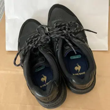 [ 1회 착용만 ] le coq sportif 블랙 스니커즈 23.5cm