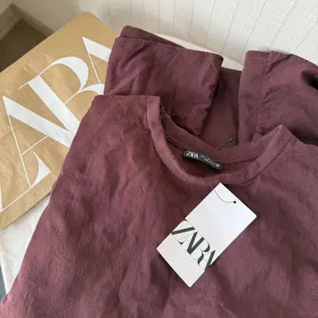 [ 새상품 ] ZARA 프릴 튜닉 속기모