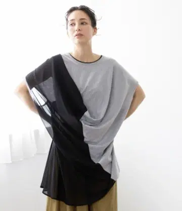 오즈모시스 쉬폰 절개 드레이프 풀오버 새상품