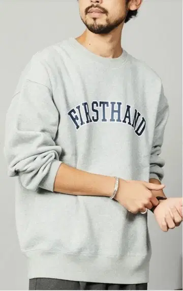 FIRSTHAND 그레이 크루넥 트레이닝복