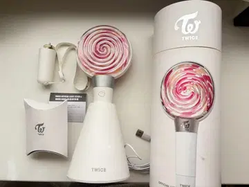 TWICE 공식 응원봉 롤리팝 디자인