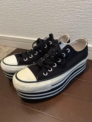 CONVERSE 통굽 스니커즈 24.5cm 블랙