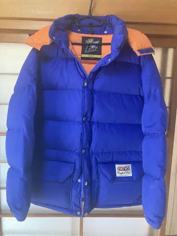 FATYO 후드 부착 다운 자켓 파랑 오렌지