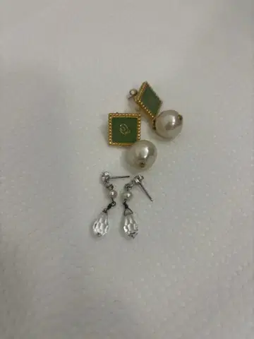 Qpot와 JILL STUART 귀걸이