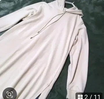 티티카카 사이드바닥 꽃무늬 롱 후드 부착 원피스