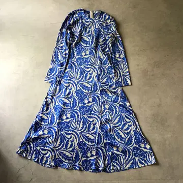 ZARA 자라 원피스 블루 파랑 보타니컬 폴리에스테르 꽃무늬