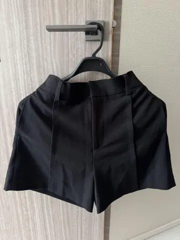 RANDEBOO 숏팬츠