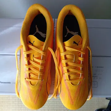 새상품급 Puma 축구화 오렌지