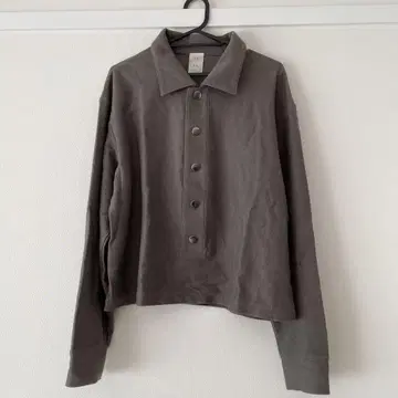 se ya. 그레이 크롭 셔츠 긴팔