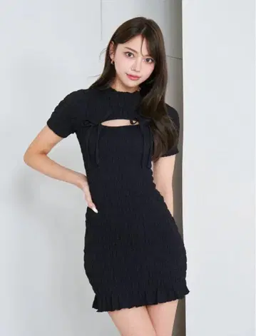 Darich 리본 셔링 미니 원피스 블랙